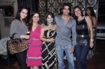 Tulip Joshi, Kiran BAwa, Teejay Sidhu, Karnvir Bohra at Kiran Bawa_s party in Juhu, Mumbai on 29th Aug 2012 (10).JPG